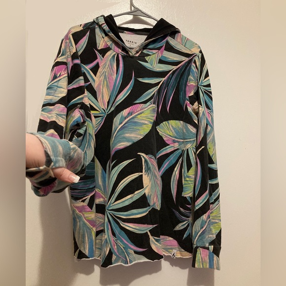 Worn Womens Sweatshirt Torrid Size 1 Torrid Active Balletcore Whimsigoth Sweater - Picture 4 of 6